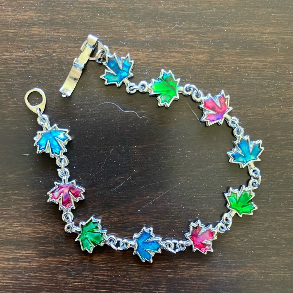 Cute & Colourful Maple Leaf Bracelet